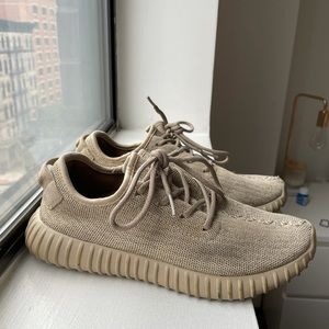 Yeezys sneakers